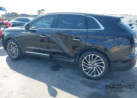 2019 Lincoln Nautilus Reserve z USA, uszkodzony, nr VIN 2LMPJ6L95KBL32302